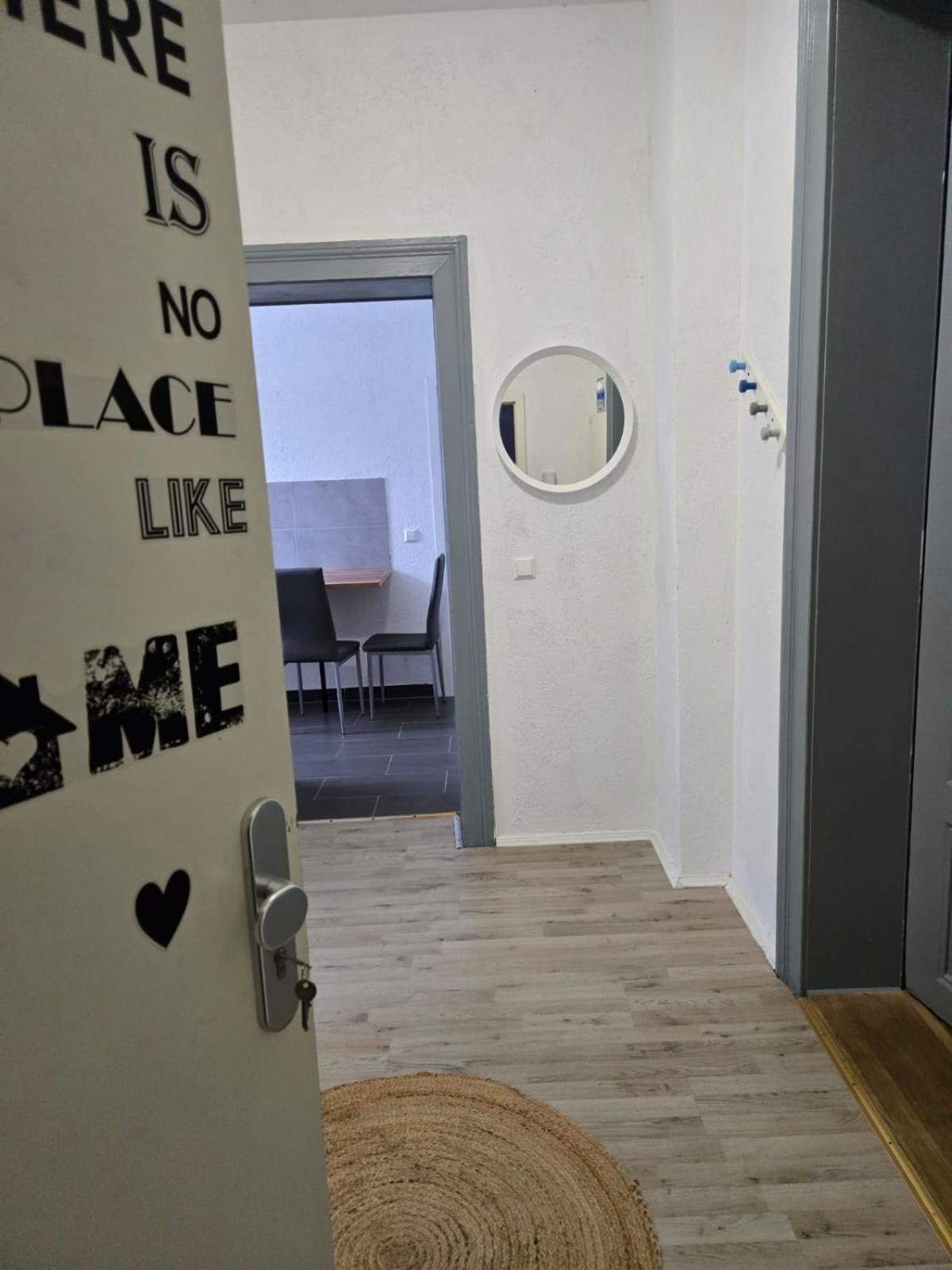 Ferienwohnung Am Bahnhof Бернбург Екстериор снимка